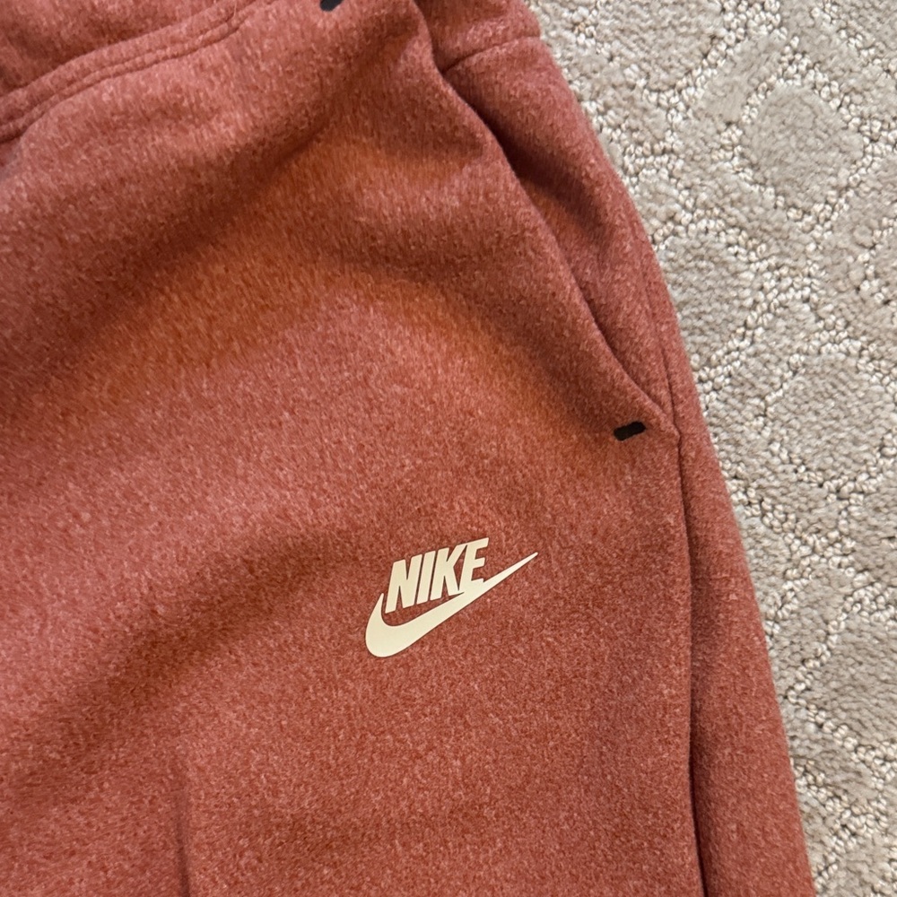 Nike Rust Tracksuit with Logo - Picture 7 of 7
